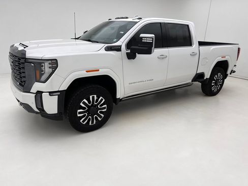 Used 2024 GMC Sierra 3500 Denali Ultimate image 5