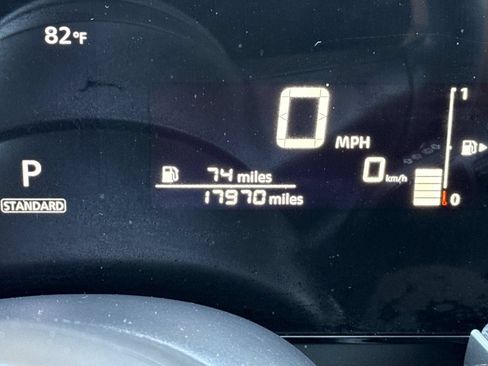 Certified 2025 Nissan Kicks SV AWD/4WD image 33