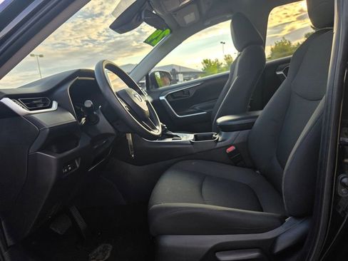 Used 2024 Toyota RAV4 LE image 27