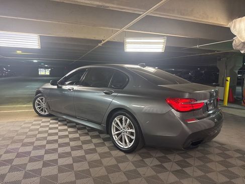 Used 2017 BMW 740e xDrive image 5