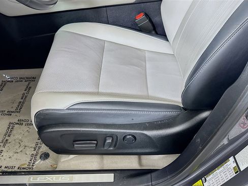 Used 2018 Lexus RX 350 AWD w/ Premium Package image 16