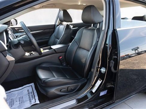 Used 2023 Nissan Maxima SV w/ Floor Mat Group image 4