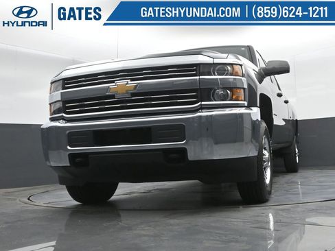 Used 2017 Chevrolet Silverado 2500 W/T AWD/4WD image 36