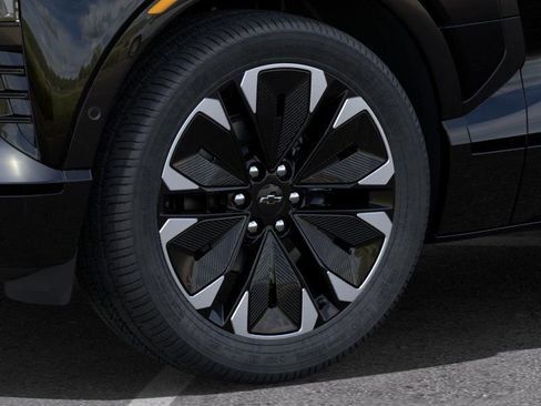 New 2025 Chevrolet Blazer EV RS RWD image 9