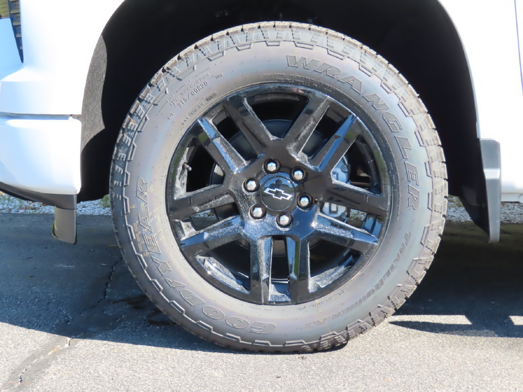 New 2026 Chevrolet Silverado 1500 RST w/ RST Select Package AWD/4WD image 18