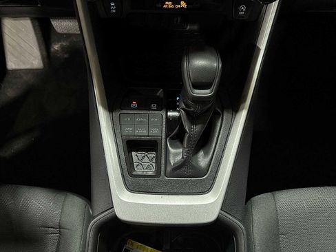 Certified 2025 Toyota RAV4 XLE AWD/4WD image 30