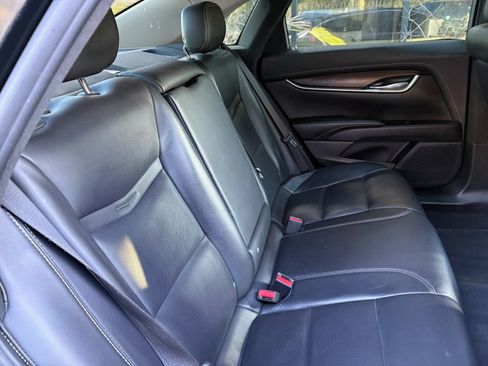 Used 2019 Cadillac XTS Luxury image 22