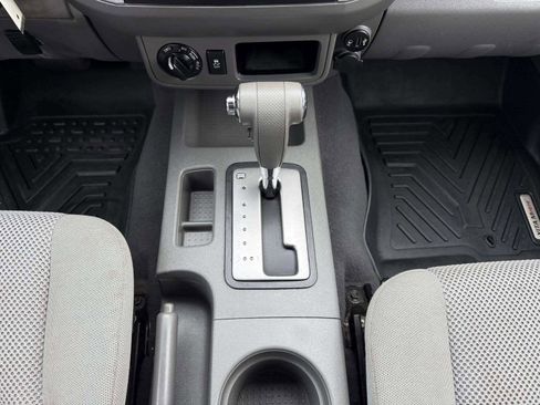 Used 2019 Nissan Frontier SV AWD/4WD image 20