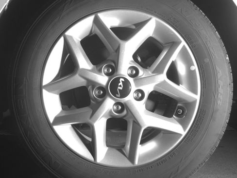 Used 2025 Kia Soul LX w/ LX Technology Package image 14