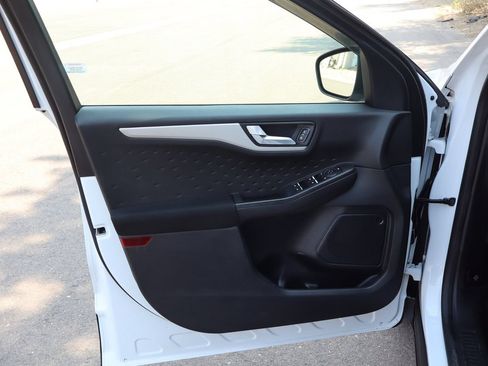 Used 2020 Ford Escape SE AWD/4WD image 23