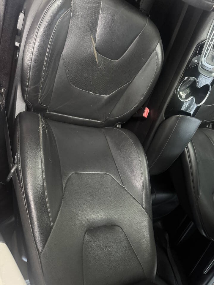 Used 2015 Ford Fusion Titanium FWD image 15
