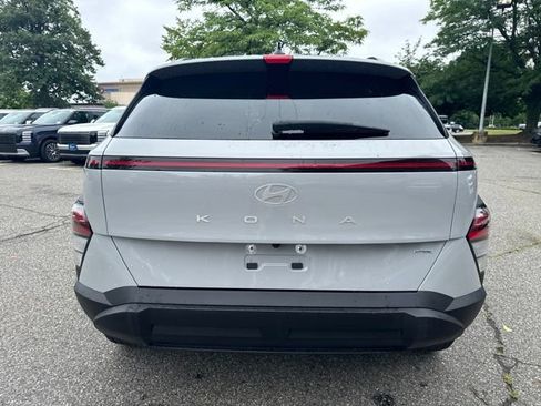 Used 2024 Hyundai Kona SEL AWD/4WD image 14