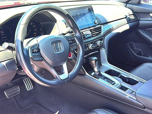 Used 2019 Honda Accord Sport image 12