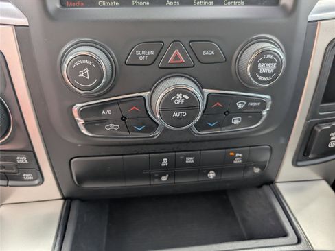 Used 2019 RAM 1500 Classic Warlock AWD/4WD image 16