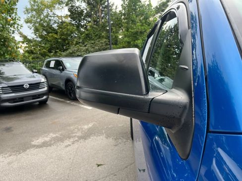 Used 2017 Toyota Tundra SR5 w/ TRD Off Road Package AWD/4WD image 40