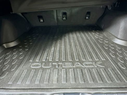 Used 2021 Subaru Outback Premium w/ Popular Package #1 image 31