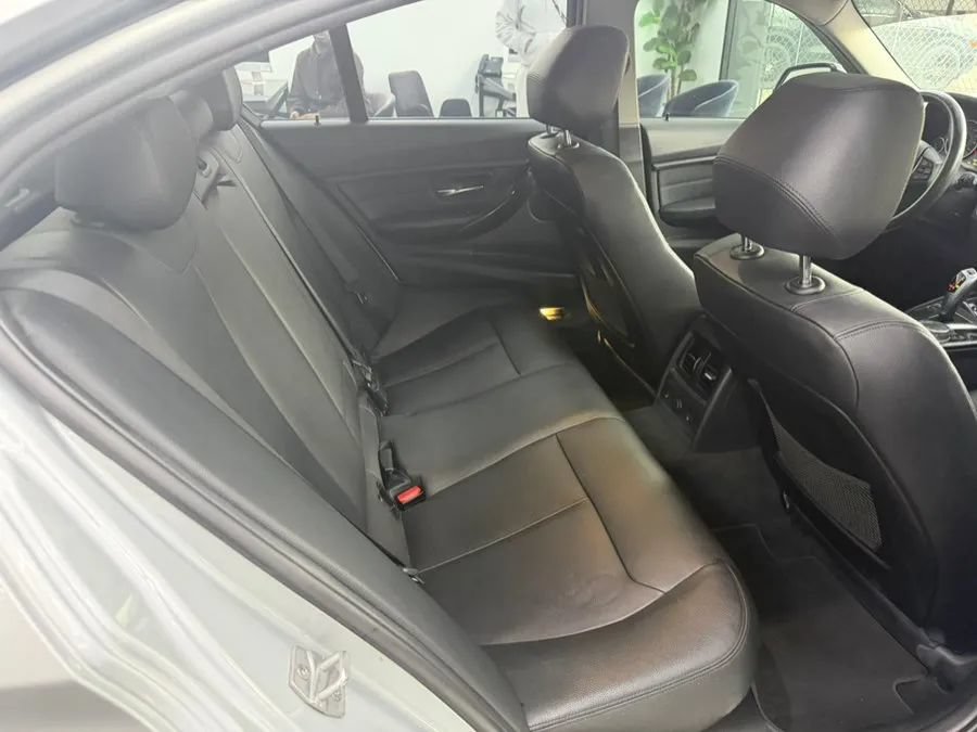 Used 2015 BMW 328i xDrive Sedan w/ Premium Package AWD/4WD image 11