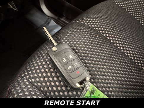 Used 2016 Chevrolet Equinox LT image 11