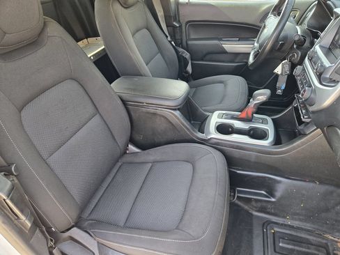 Used 2022 Chevrolet Colorado LT w/ Fleet Safety Package RWD image 15
