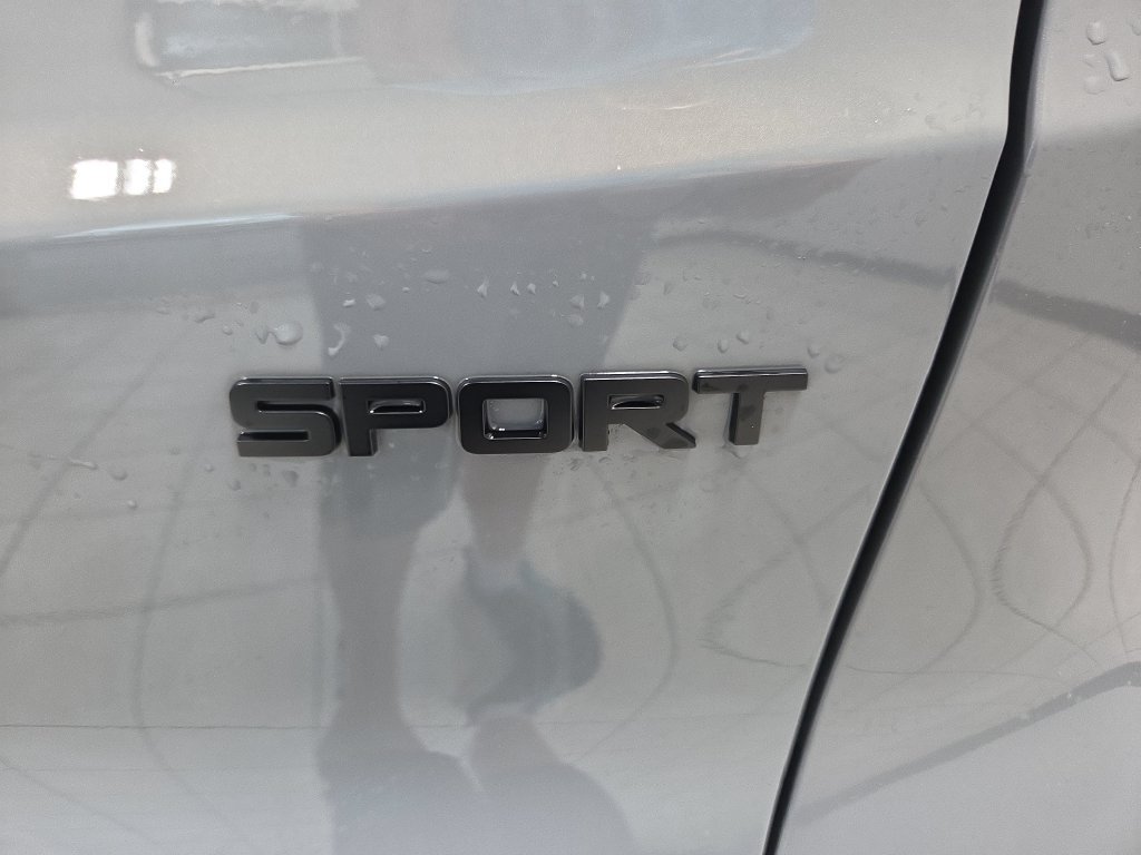 Used 2025 Honda CR-V Sport image 16