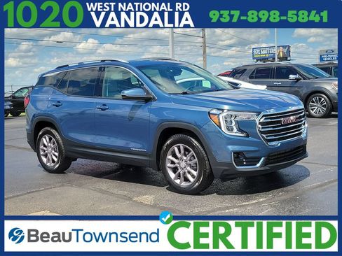 Used 2024 GMC Terrain SLT w/ Infotainment Package II AWD/4WD image 1