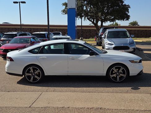 New 2026 Honda Accord SE image 4