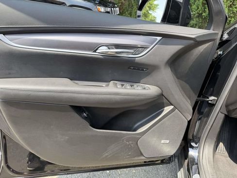 Certified 2024 Cadillac XT6 Luxury w/ LPO, Floor Liner Package AWD/4WD image 18