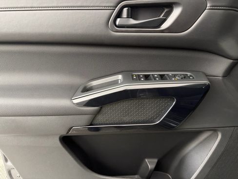 New 2026 Nissan Pathfinder SV FWD image 23