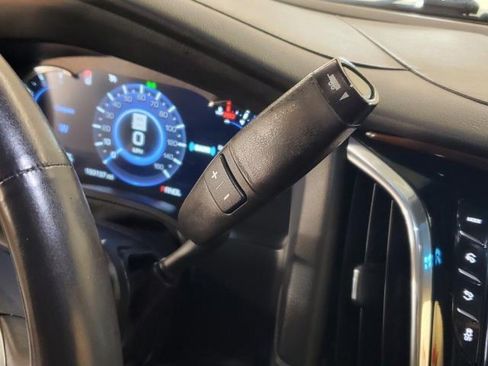 Used 2017 Cadillac Escalade Luxury AWD/4WD image 27