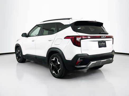 Used 2025 Kia Seltos S image 5