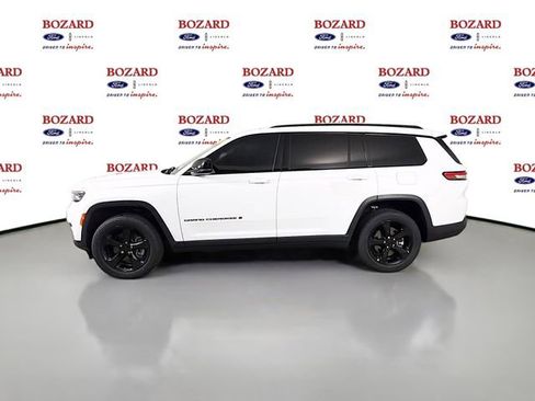 Used 2023 Jeep Grand Cherokee L Laredo AWD/4WD image 5