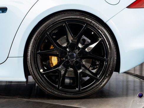 New 2025 Karma Revero Luxury image 12