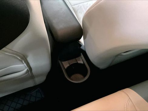 Certified 2025 MINI Cooper S image 36