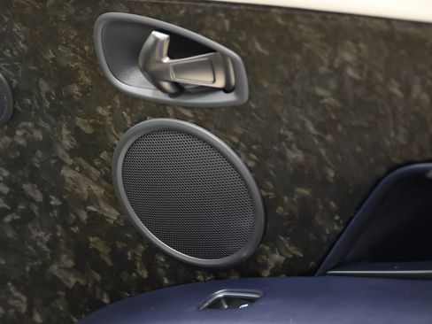 Used 2019 Aston Martin DB11 Coupe RWD image 69