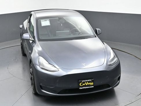 Used 2022 Tesla Model Y Performance image 45