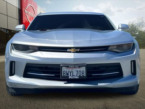Used 2017 Chevrolet Camaro LT RWD image 11