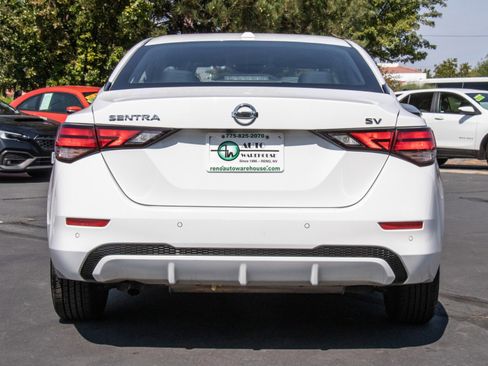 Used 2022 Nissan Sentra SV image 6