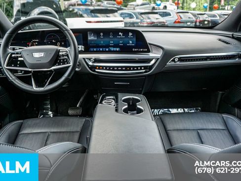 Used 2024 Cadillac Lyriq Luxury AWD/4WD image 26