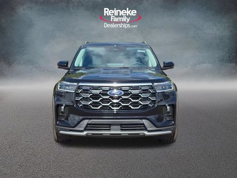 New 2026 Ford Explorer Platinum w/ LUX Leather Package AWD/4WD image 2