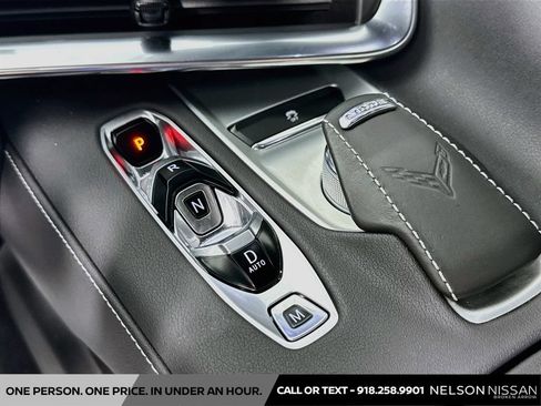 Used 2020 Chevrolet Corvette Stingray Coupe w/ 1LT RWD image 16