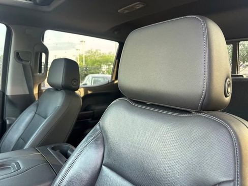 Used 2020 GMC Sierra 1500 SLT AWD/4WD image 9