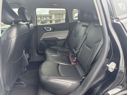 Used 2022 Jeep Compass Limited image 21