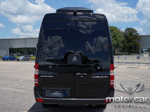 Used 2015 Mercedes-Benz Sprinter 3500 image 6