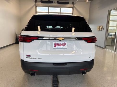 Used 2022 Chevrolet Traverse LT AWD/4WD image 6