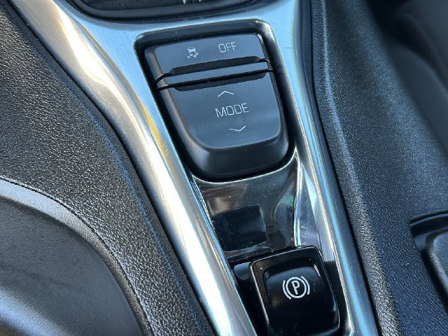 Used 2018 Chevrolet Camaro LT RWD image 24