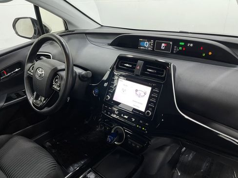 Used 2020 Toyota Prius Prime image 18