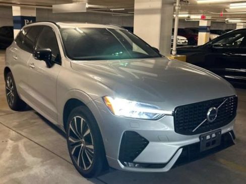 Used 2024 Volvo XC60 B5 Plus w/ Protection Package Premier AWD/4WD image 5