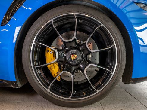 Used 2022 Porsche 911 Turbo S image 30