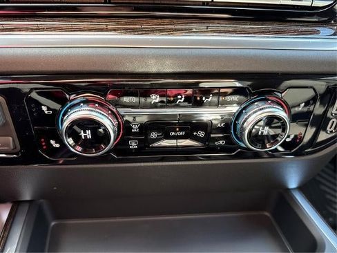 New 2026 GMC Sierra 1500 Elevation w/ Preferred Package image 18