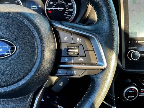 Used 2022 Subaru Forester Touring image 11
